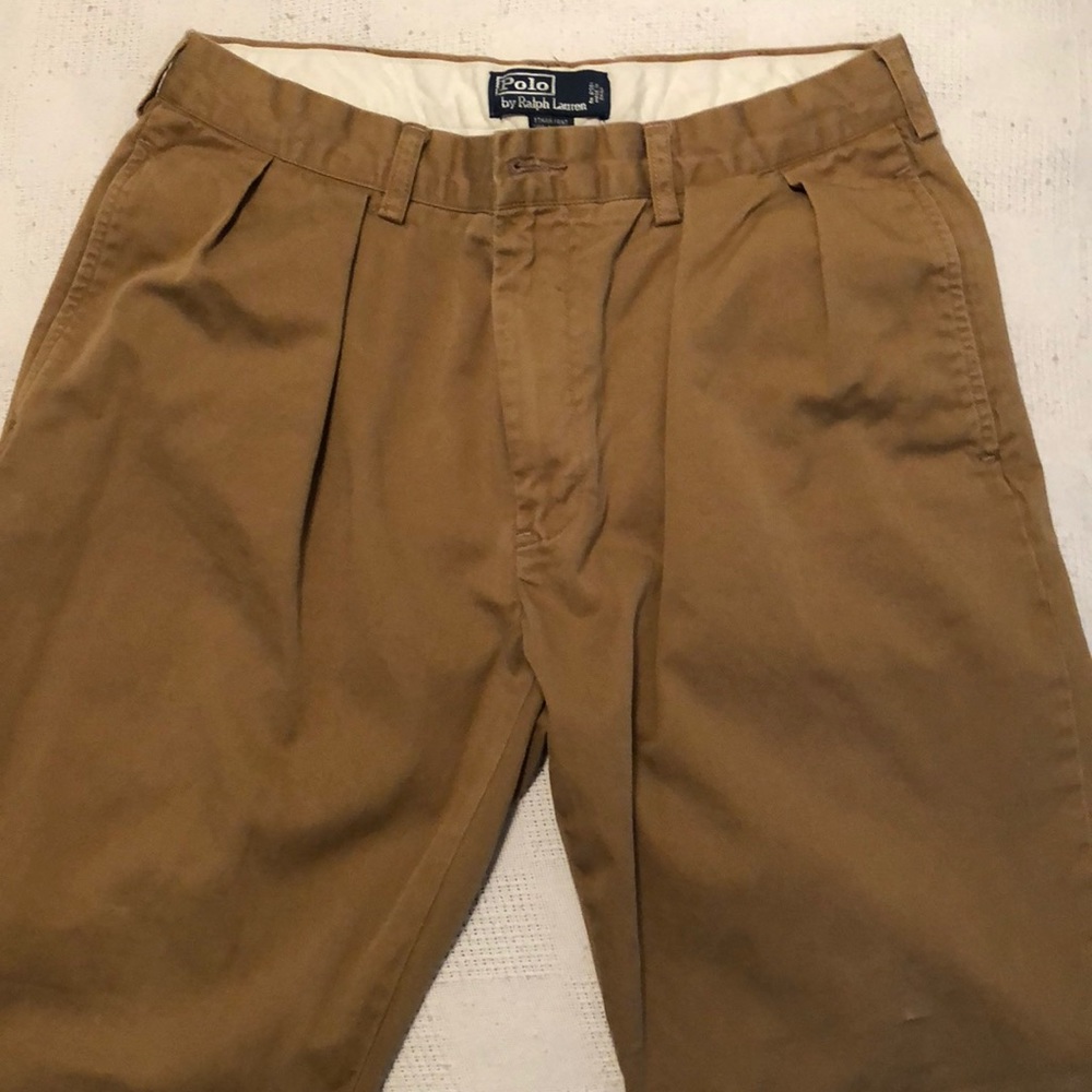 Polo chinos